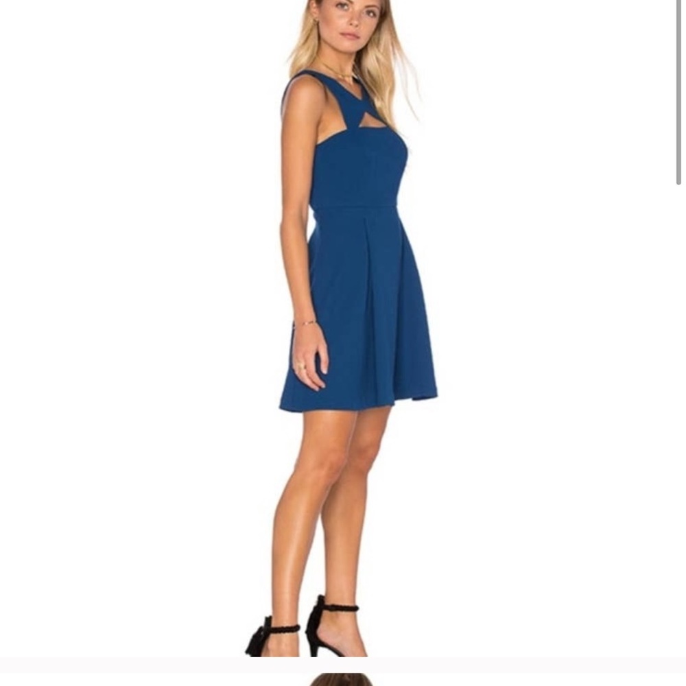 NEW BCBGeneration size 0 cut-out teal blue dress - Picture 2 of 3